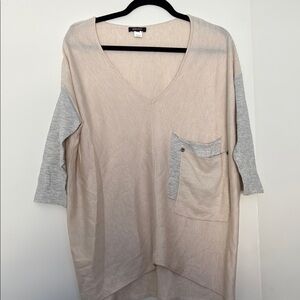 Kermit’s Beige and Gray V-Neck Sweater with Pocket